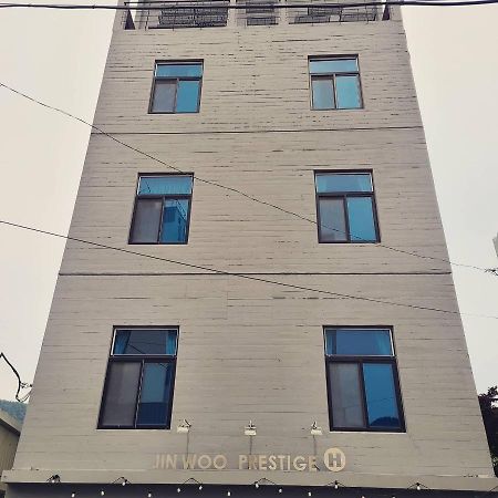 Jinwoo Prestige Hotel Geoje Esterno foto
