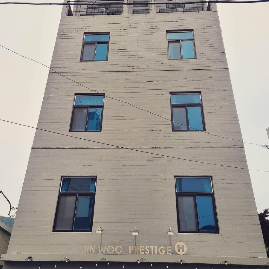 Jinwoo Prestige Hotel Geoje Esterno foto