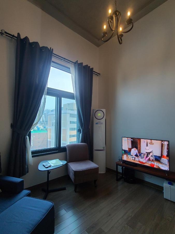 Jinwoo Prestige Hotel Geoje Esterno foto